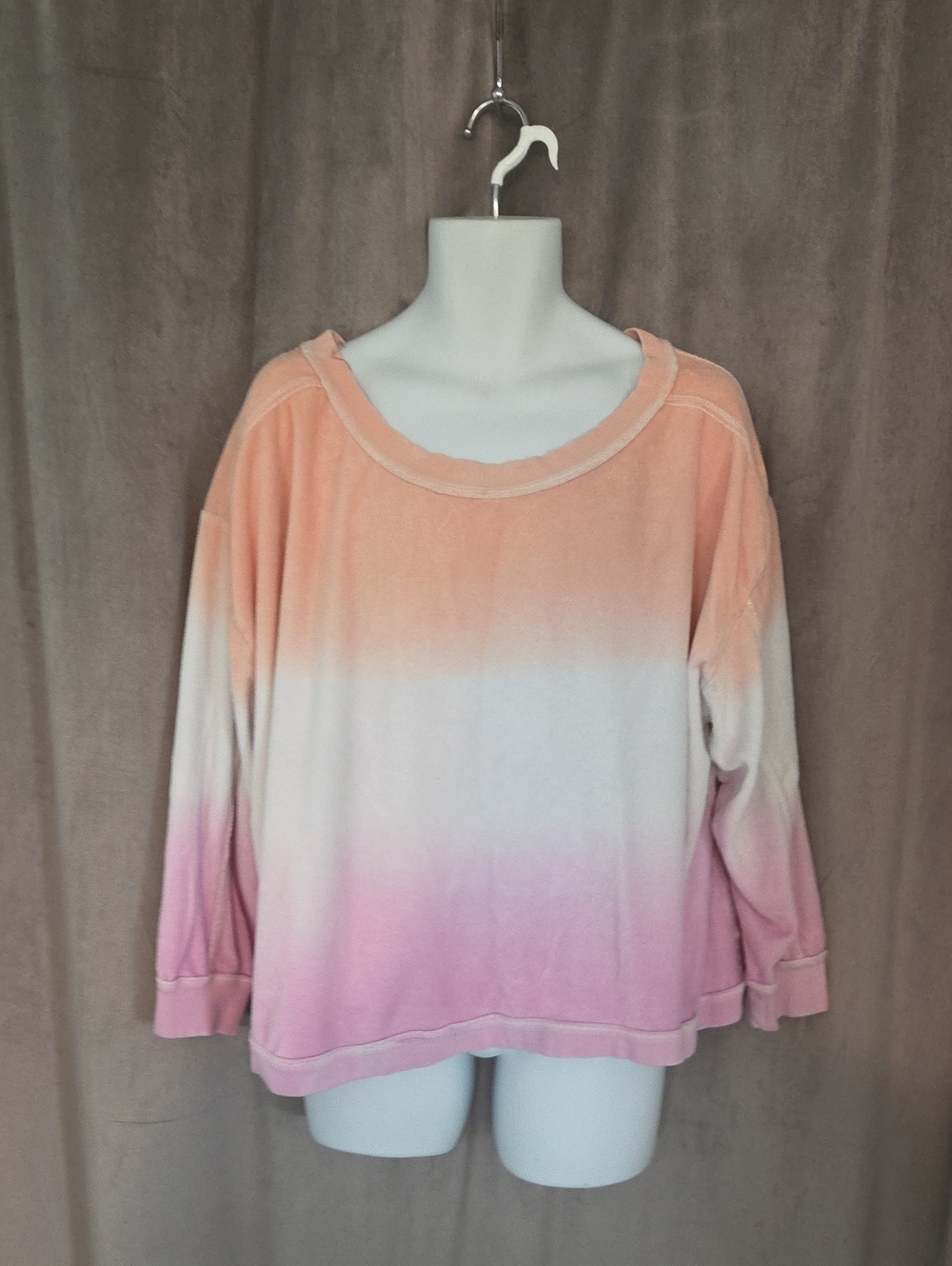Dex 3X Ombre Peach to Pink Crewneck Pullover